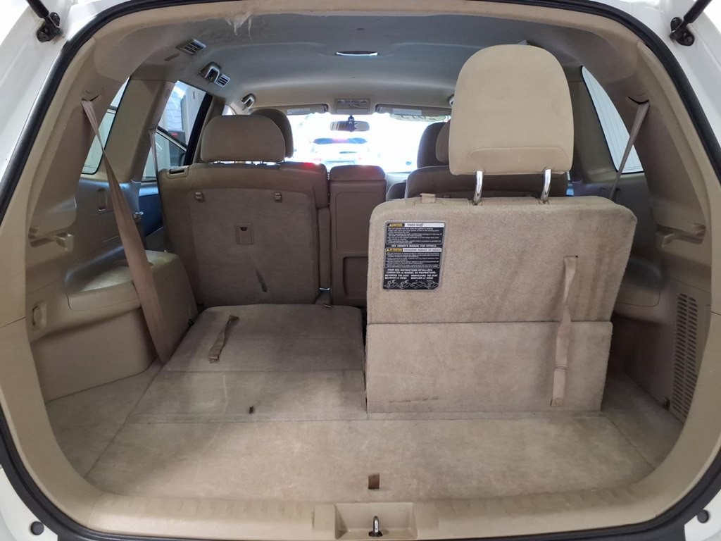 2013 Toyota Highlander Image 24