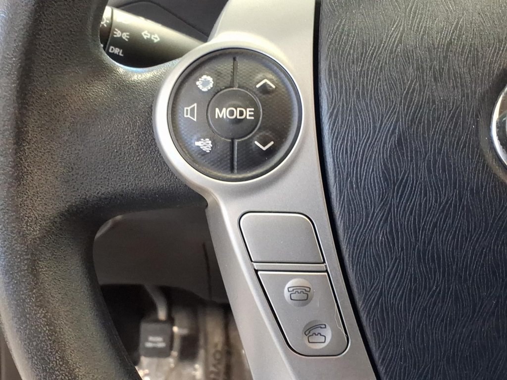 2014 Toyota Prius Image 10