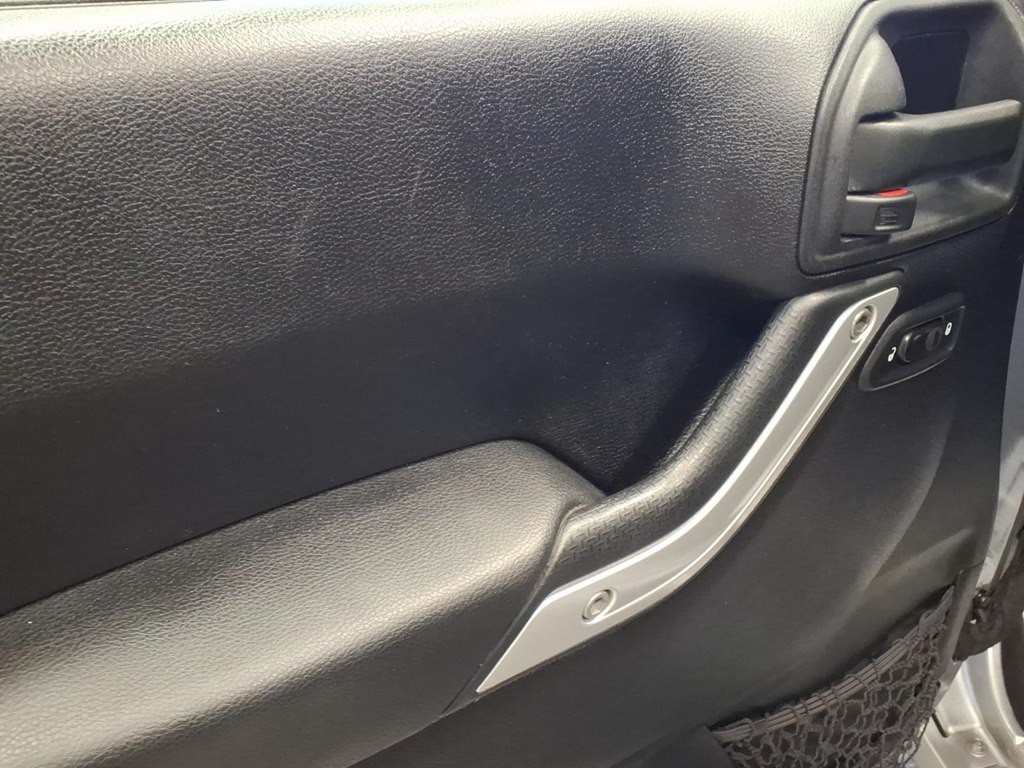 2013 Jeep Wrangler Unlimited Image 8