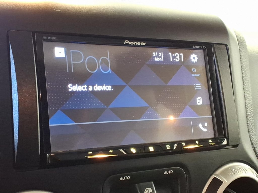 2013 Jeep Wrangler Unlimited Image 13