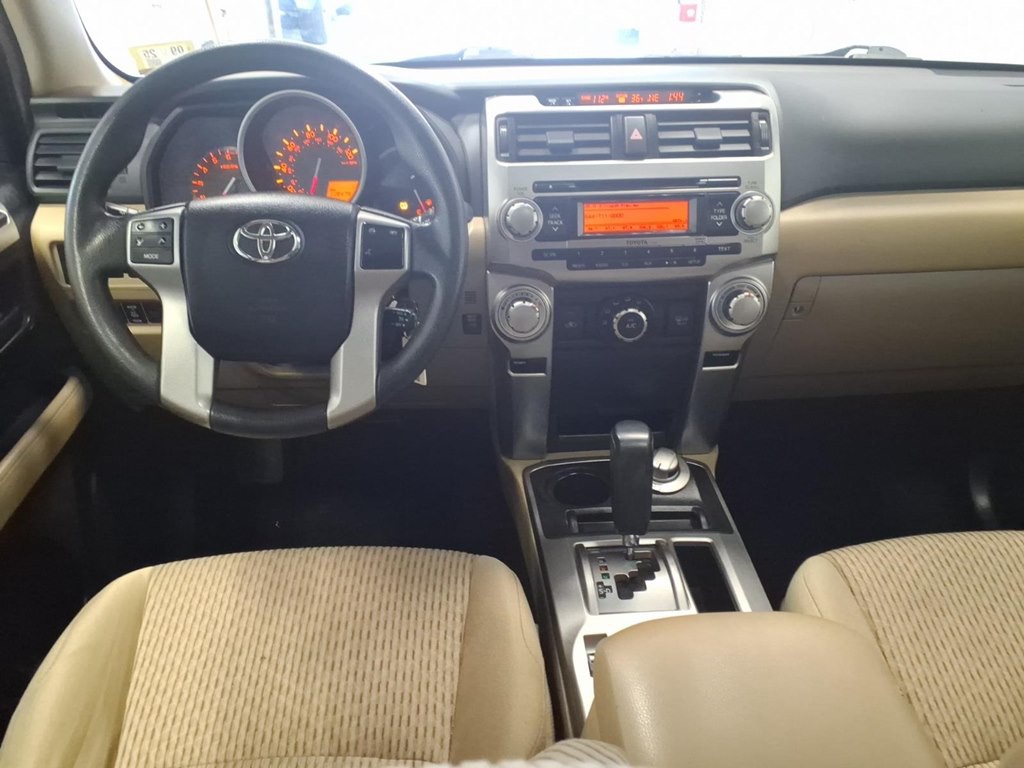 2013 Toyota 4Runner Image 9