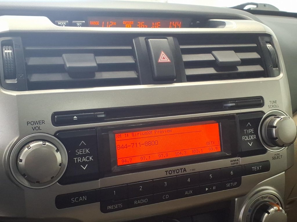 2013 Toyota 4Runner Image 14