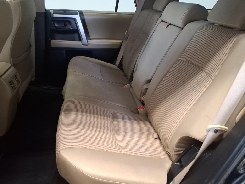 2013 Toyota 4Runner Image 21