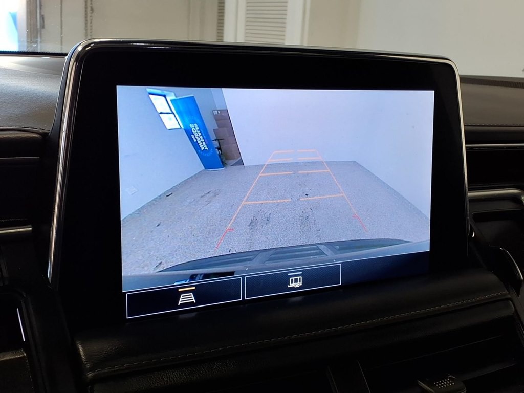 2021 Chevrolet Suburban Image 15