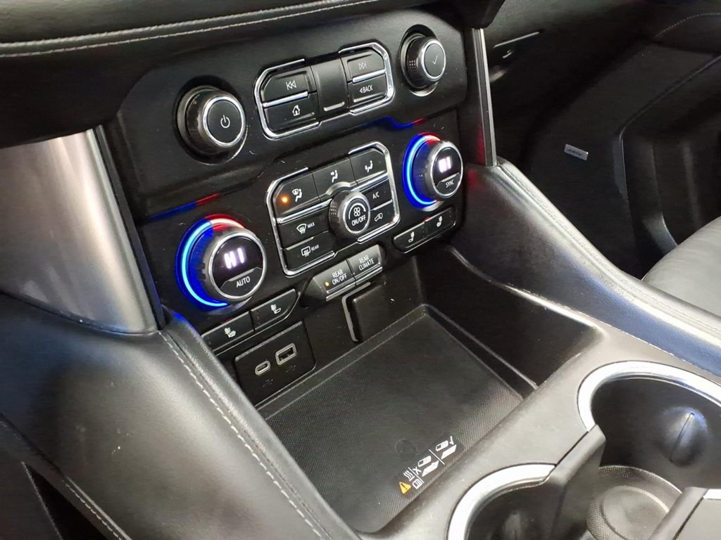 2021 Chevrolet Suburban Image 17