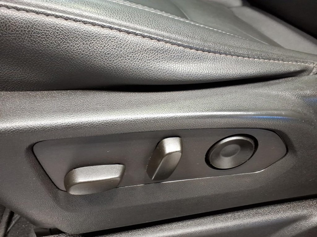 2021 Chevrolet Suburban Image 19