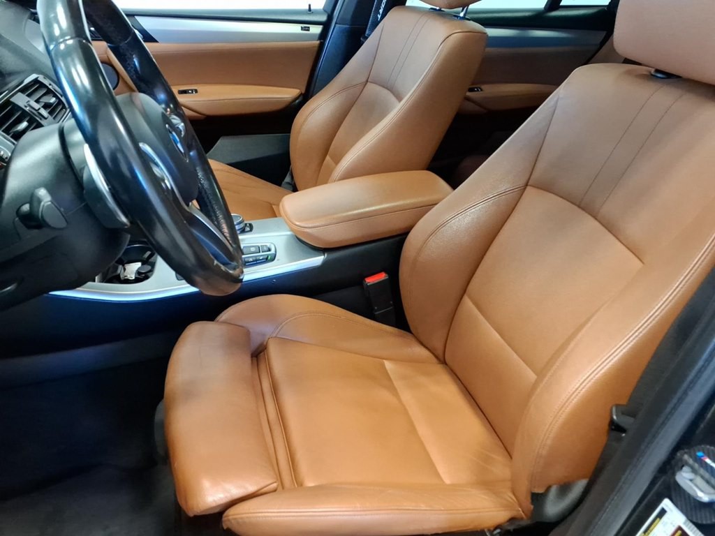 2018 BMW X4 Image 17