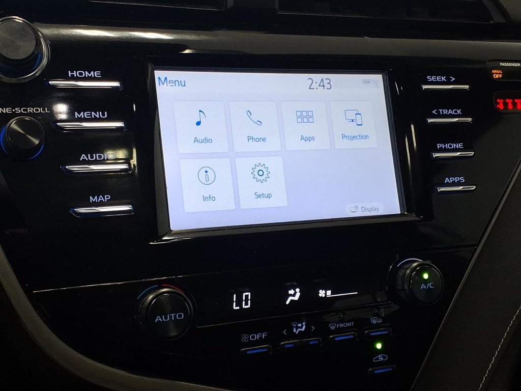 2019 Toyota Camry Image 13