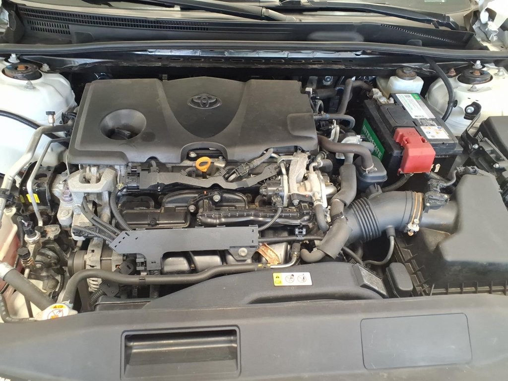 2019 Toyota Camry Image 21