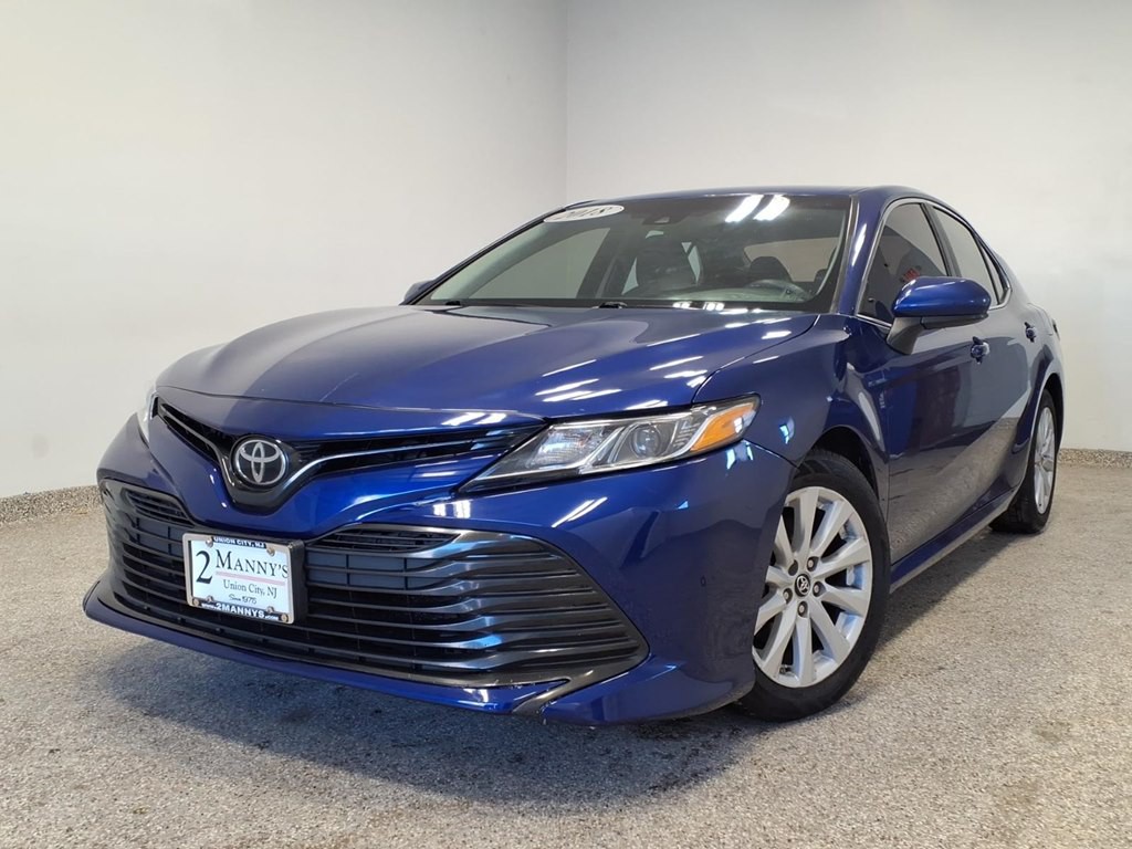 2018 Toyota Camry Image 1