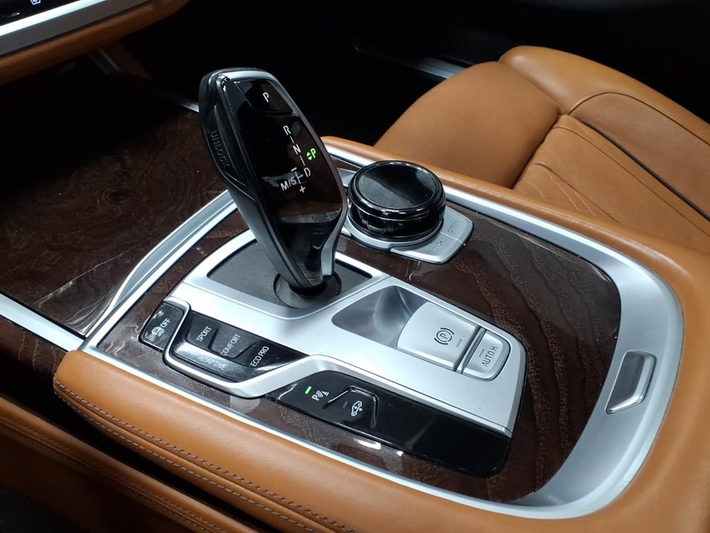 2019 BMW 7 Series Image 17