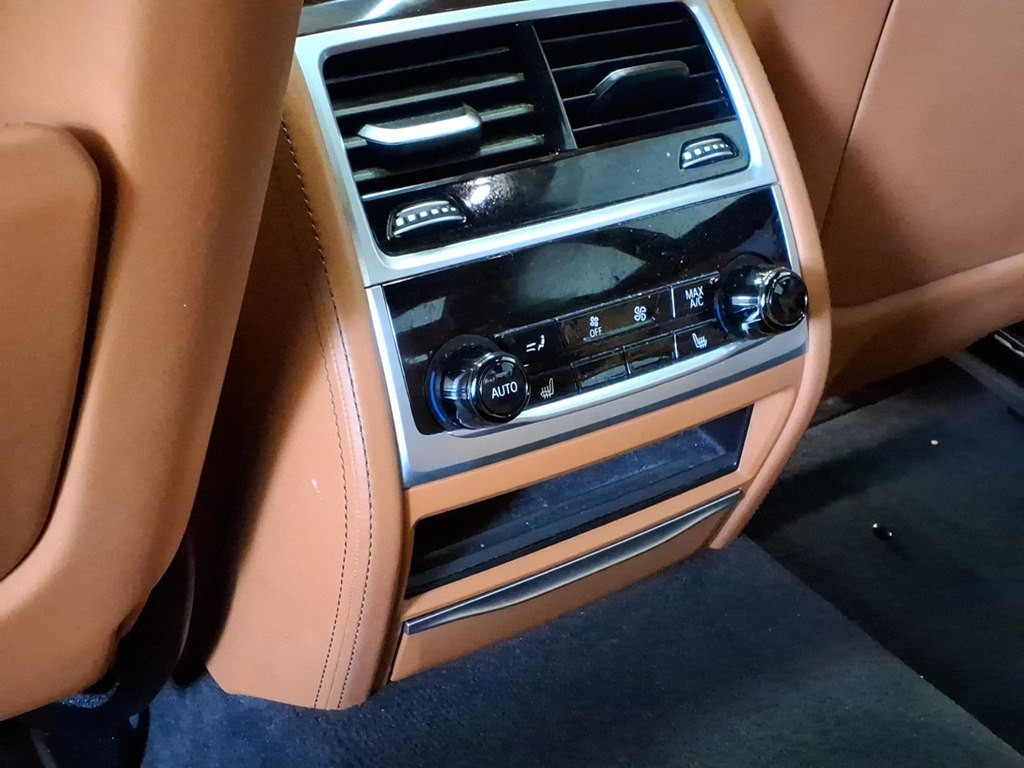2019 BMW 7 Series Image 24
