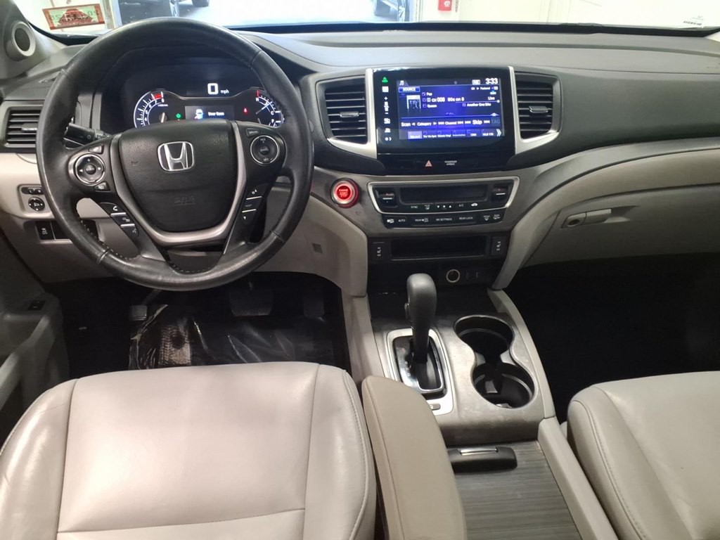 2016 Honda Pilot Image 9