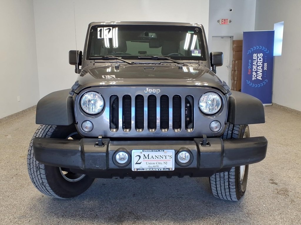2017 Jeep Wrangler Unlimited Image 2