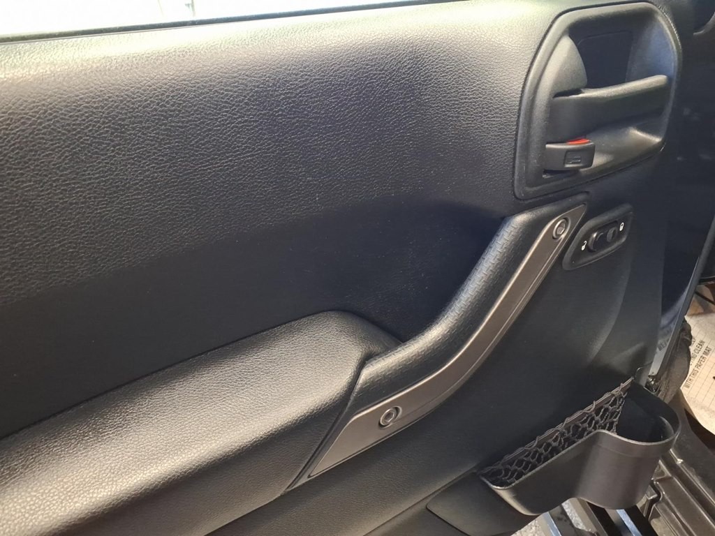 2017 Jeep Wrangler Unlimited Image 8