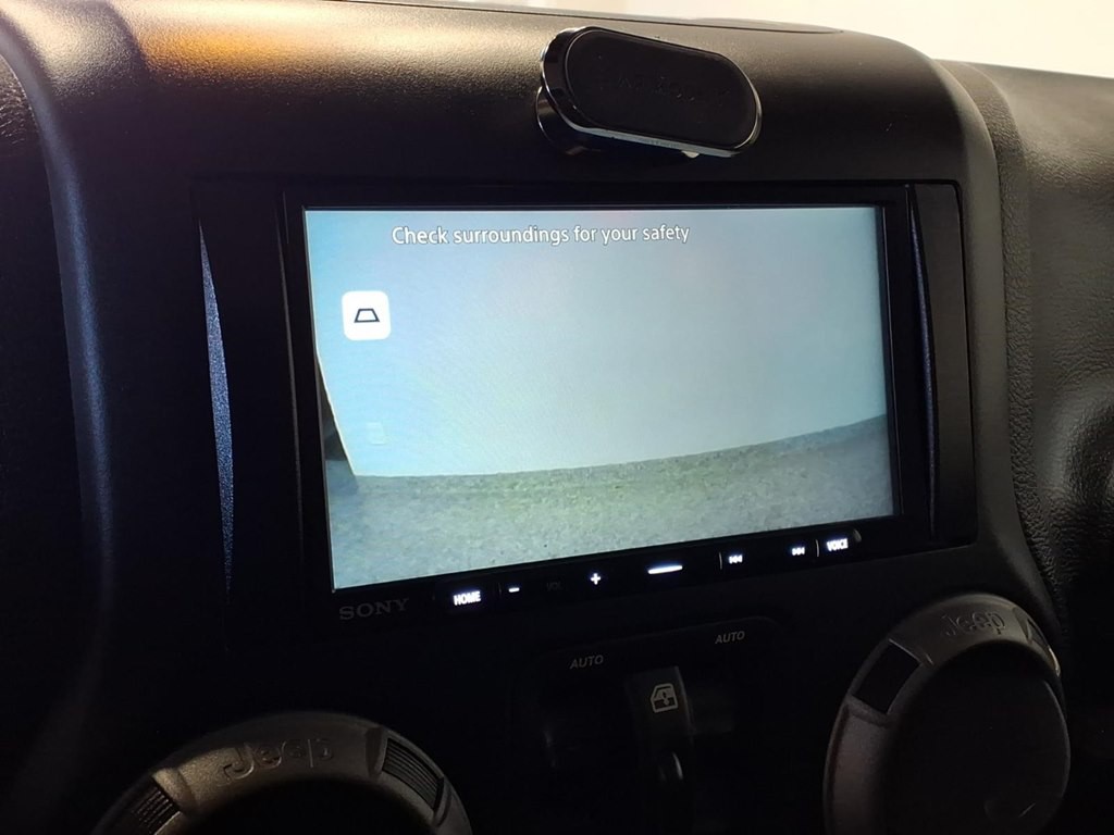 2017 Jeep Wrangler Unlimited Image 14