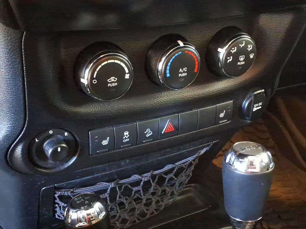 2017 Jeep Wrangler Unlimited Image 15