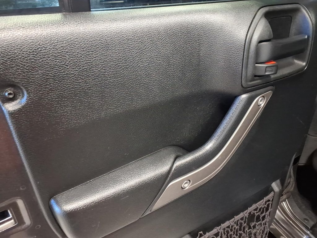 2017 Jeep Wrangler Unlimited Image 17