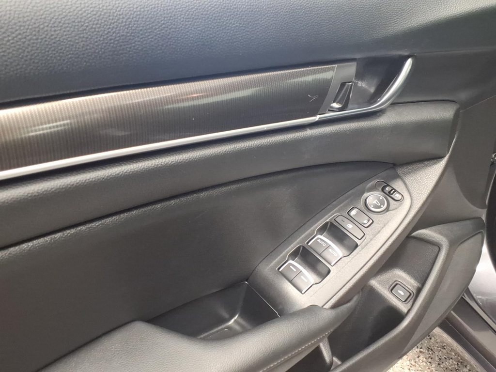 2020 Honda Accord Image 8