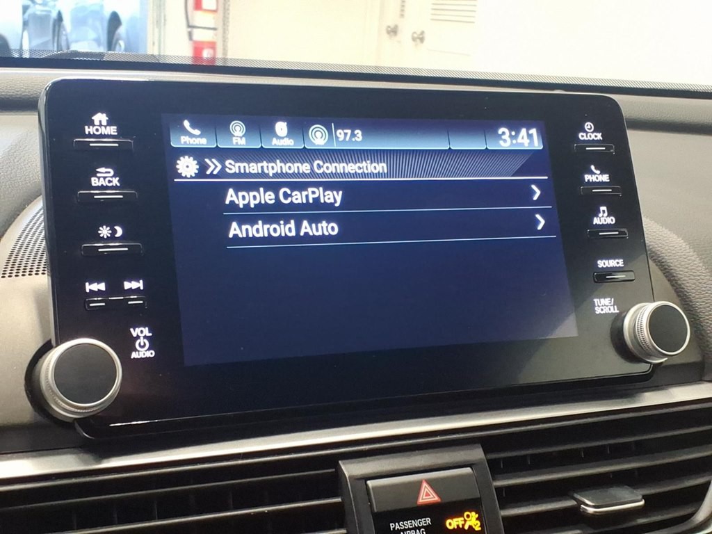 2020 Honda Accord Image 13