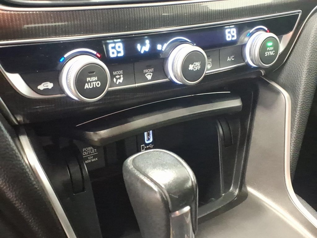 2020 Honda Accord Image 15