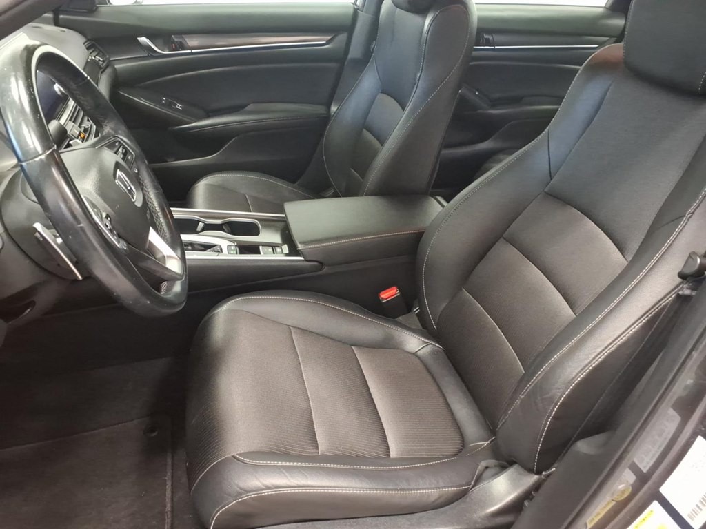 2020 Honda Accord Image 17