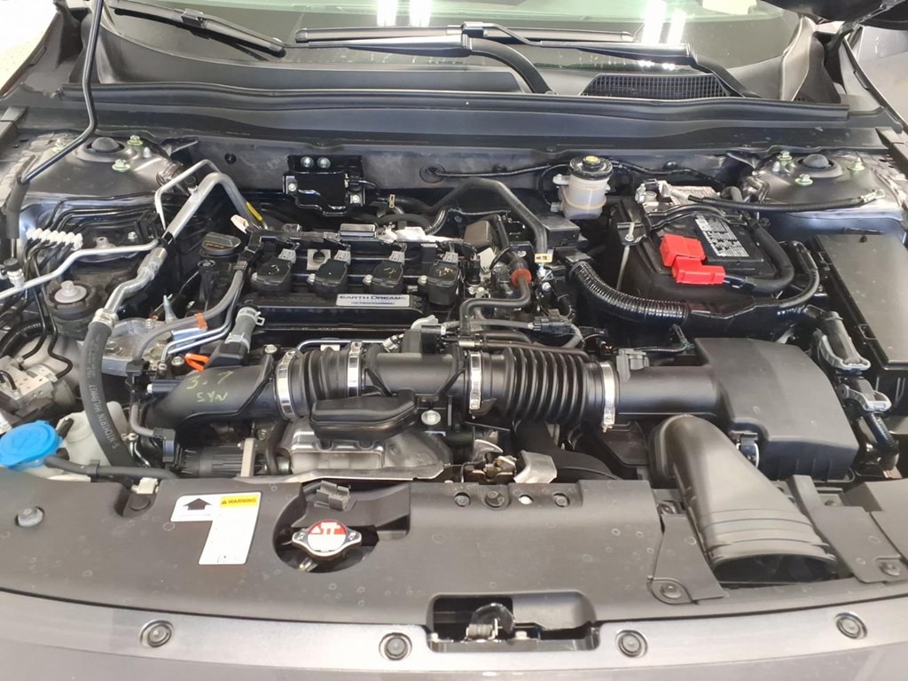 2020 Honda Accord Image 21