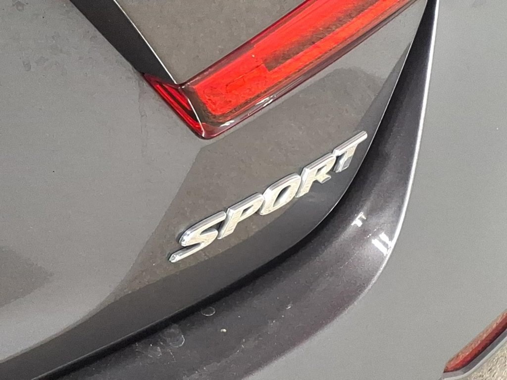 2020 Honda Accord Image 24