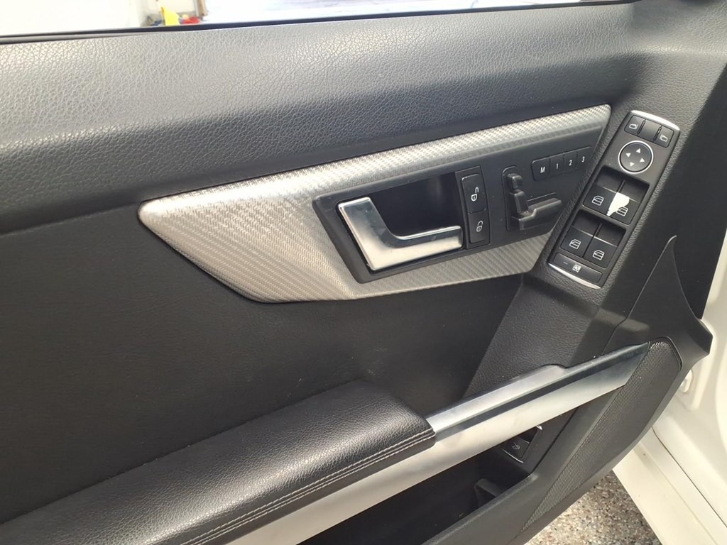 2014 Mercedes-Benz GLK-Class Image 8