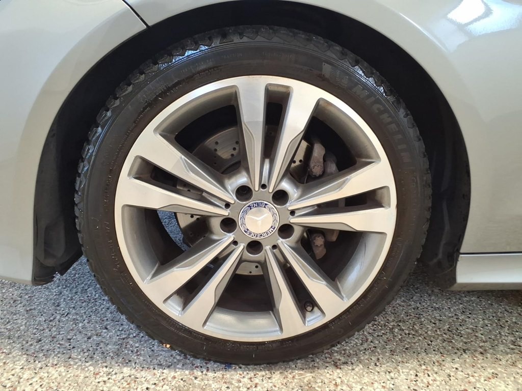 2014 Mercedes-Benz E-Class Image 7