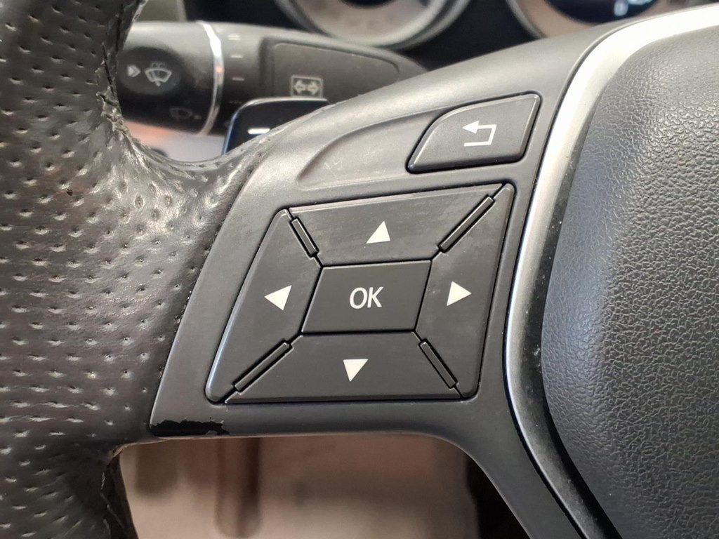 2014 Mercedes-Benz E-Class Image 10