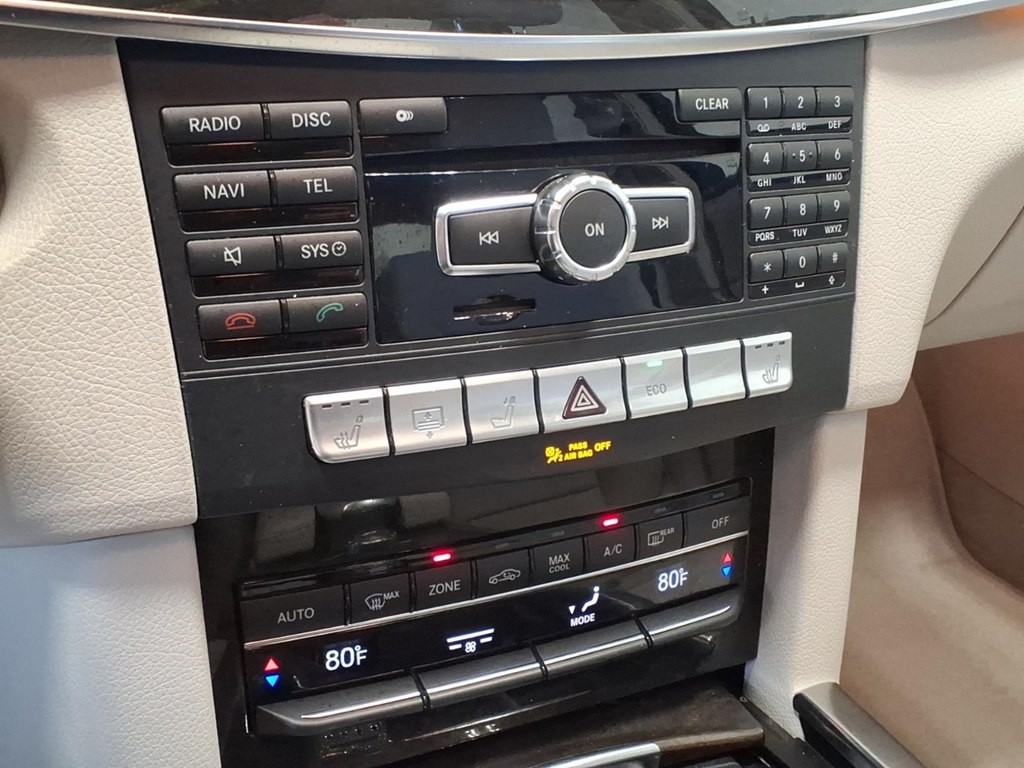 2014 Mercedes-Benz E-Class Image 16