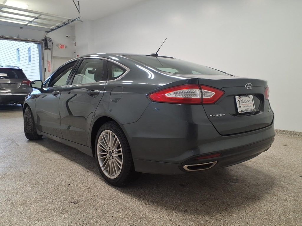 2016 Ford Fusion Image 6