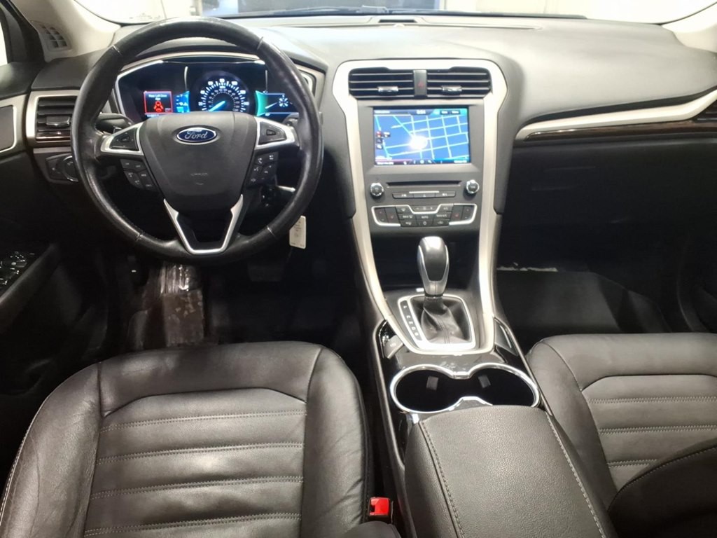 2016 Ford Fusion Image 9