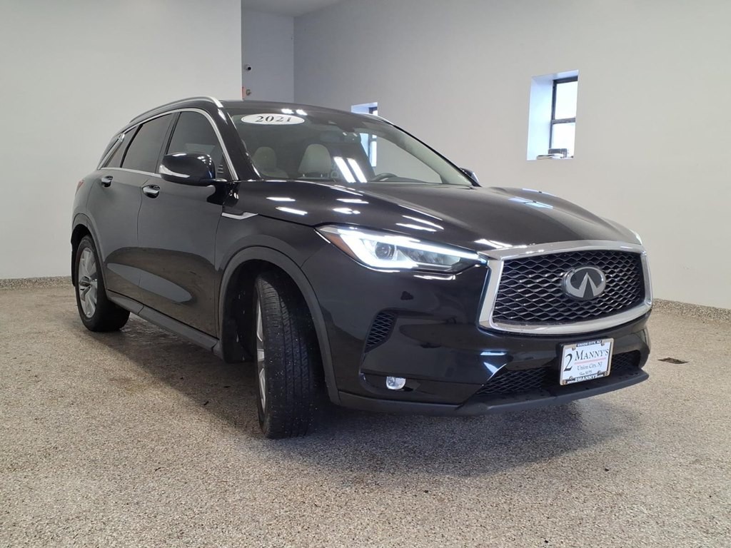 2021 INFINITI QX50 Image 3