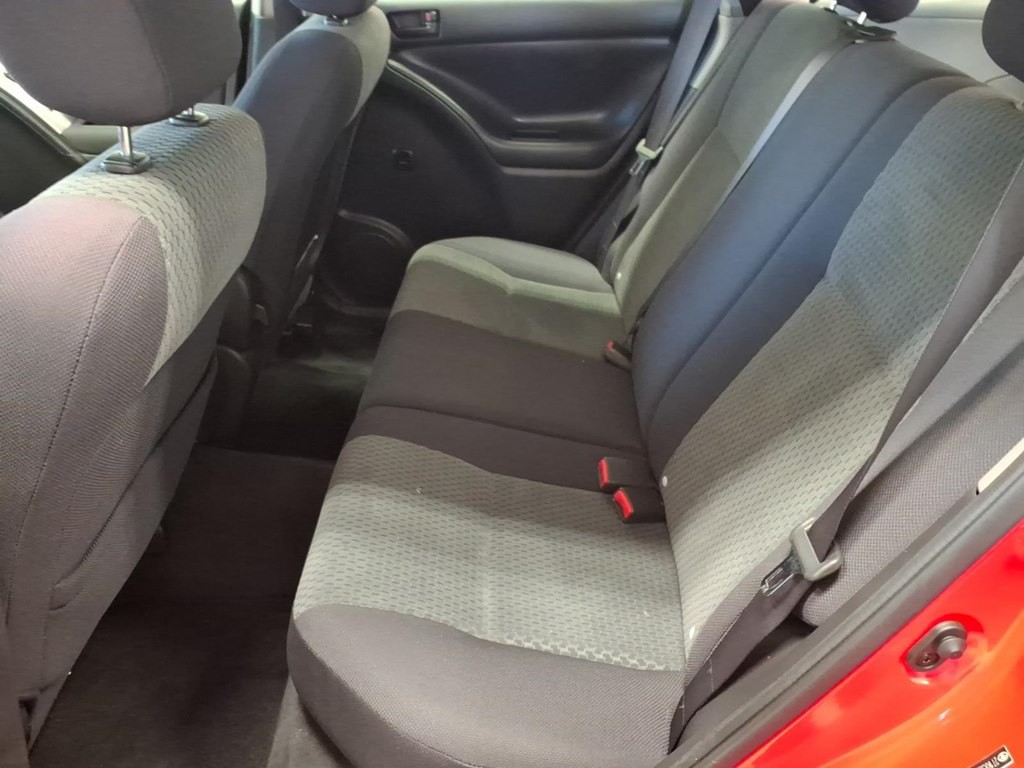 2005 Toyota Matrix Image 16