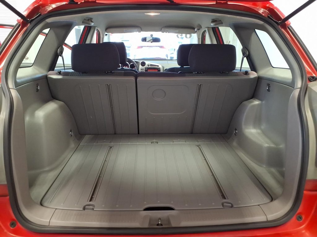 2005 Toyota Matrix Image 19