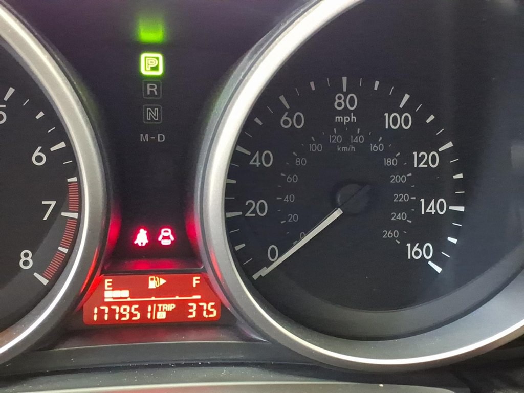 2010 Mazda Mazda3 Image 11