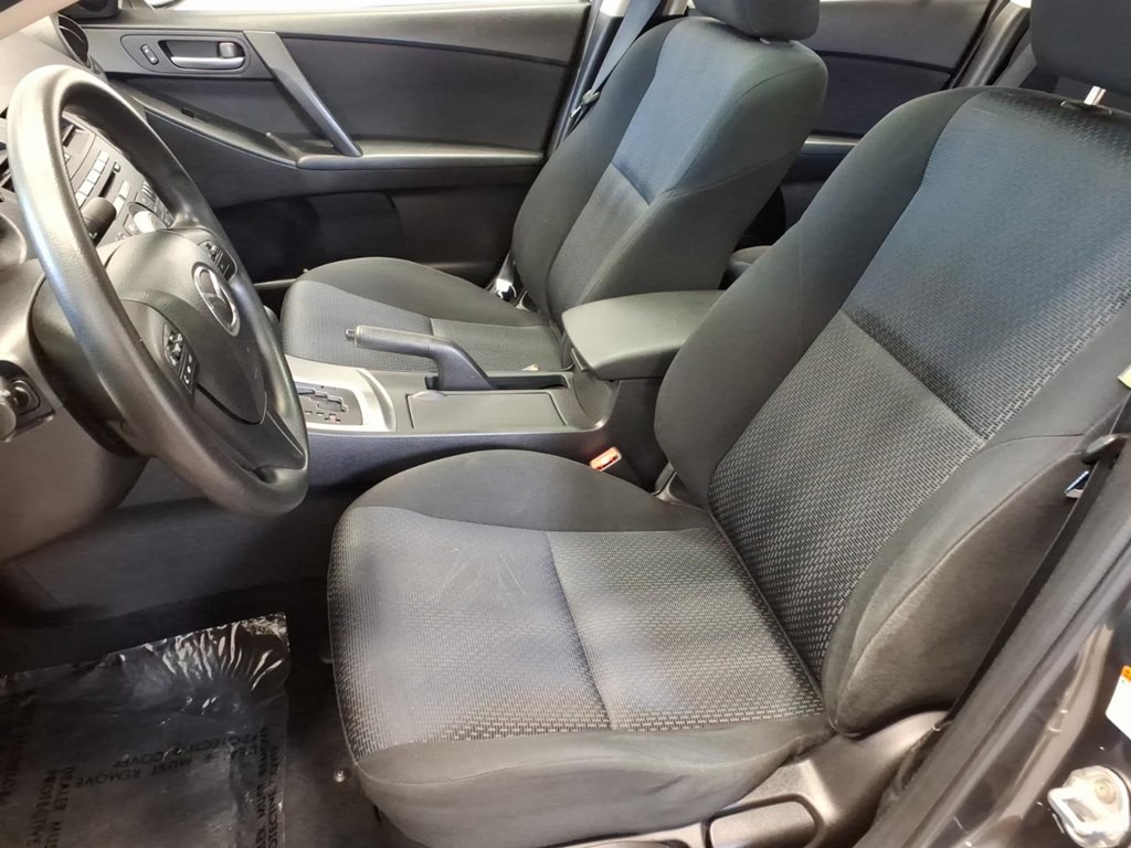 2010 Mazda Mazda3 Image 16