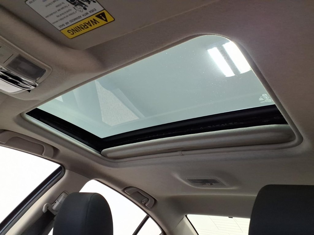 2010 Mazda Mazda3 Image 19