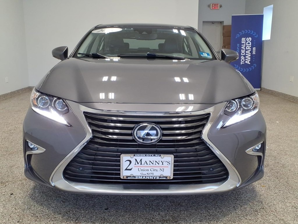 2018 Lexus ES 350 Image 2