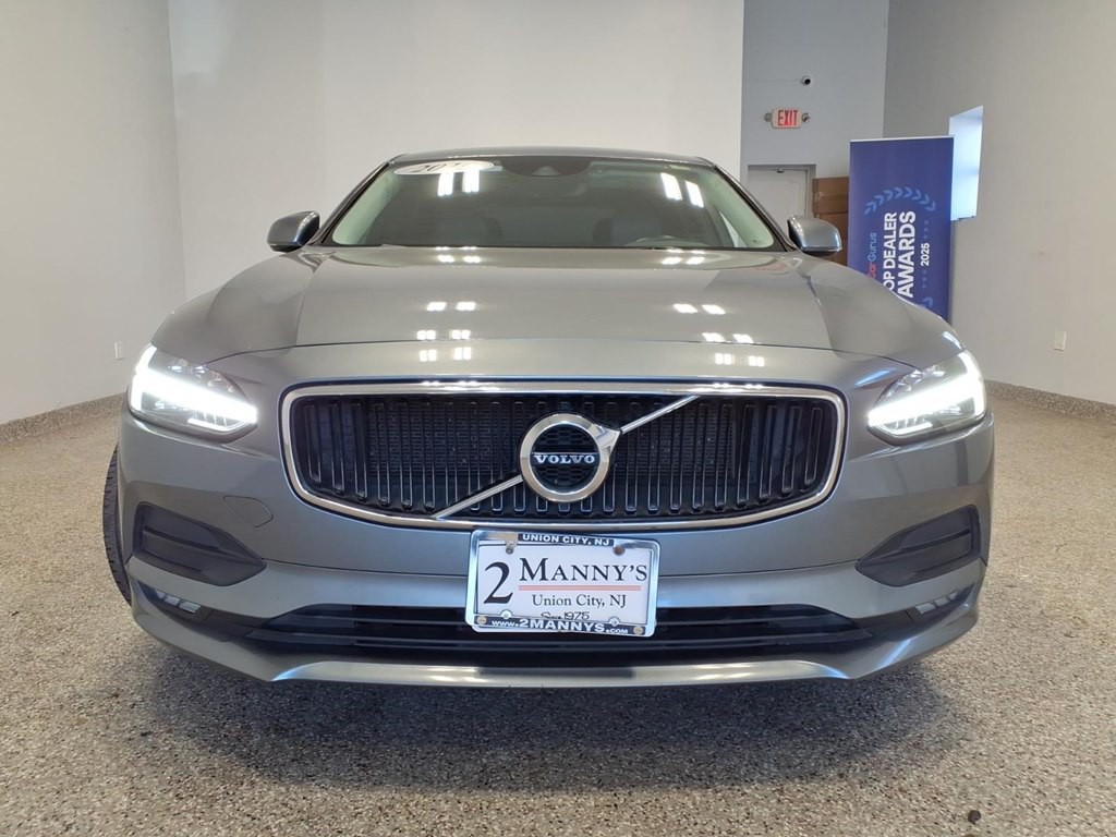 2019 Volvo S90 Image 2