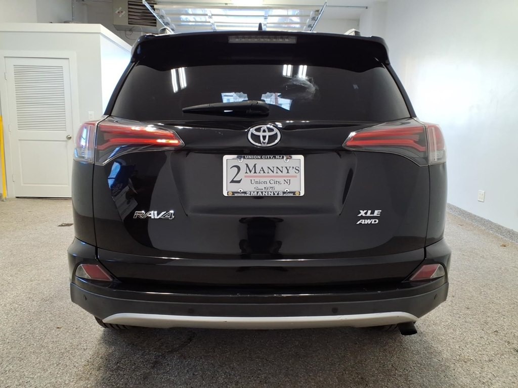 2016 Toyota Rav4 Image 5