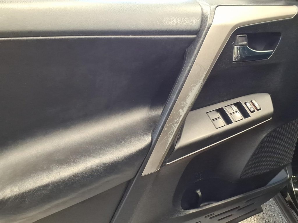 2016 Toyota Rav4 Image 8