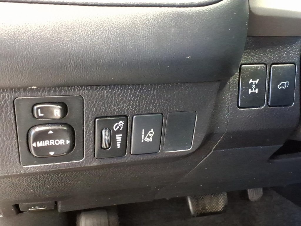 2016 Toyota Rav4 Image 10