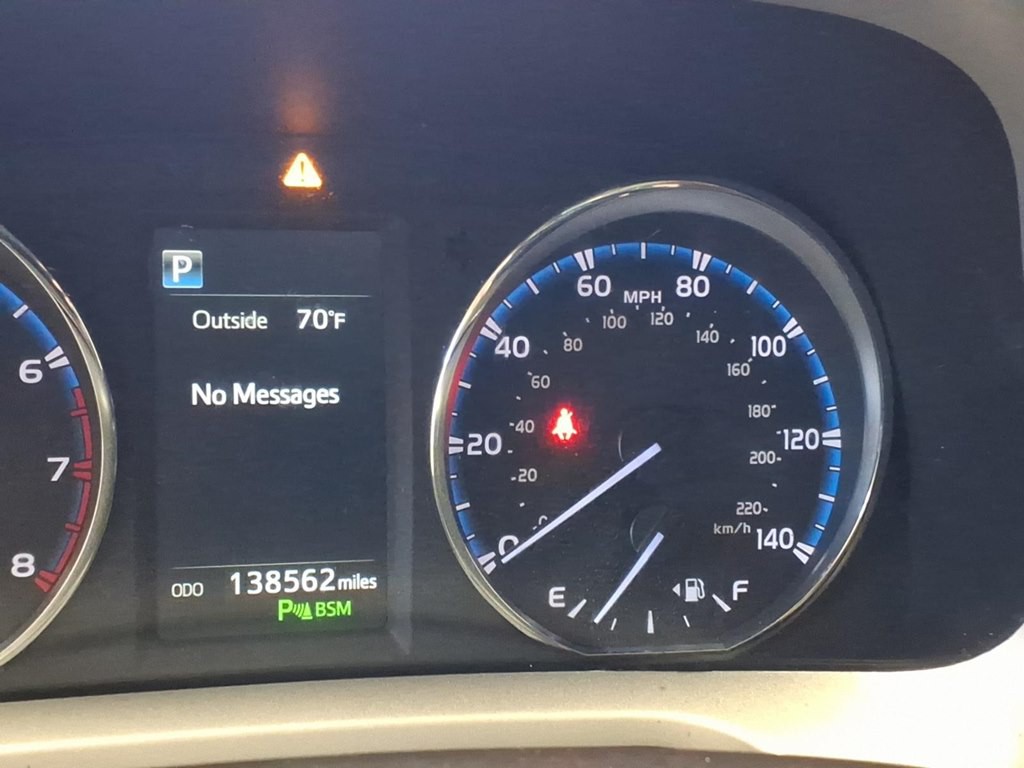 2016 Toyota Rav4 Image 12