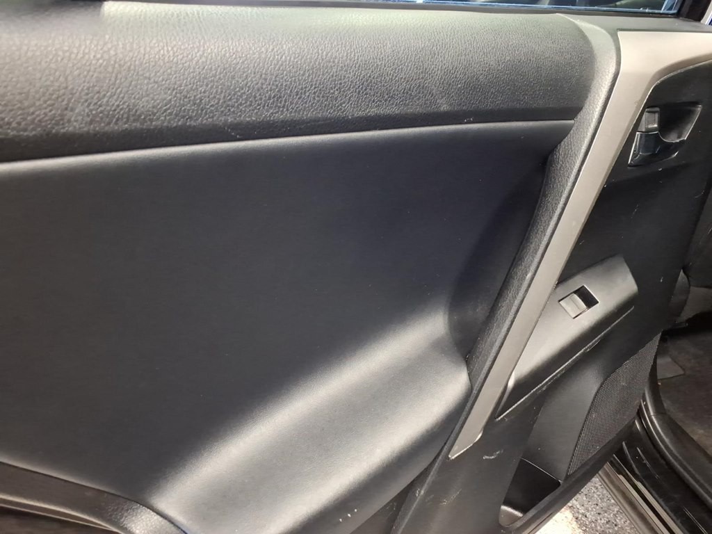 2016 Toyota Rav4 Image 18