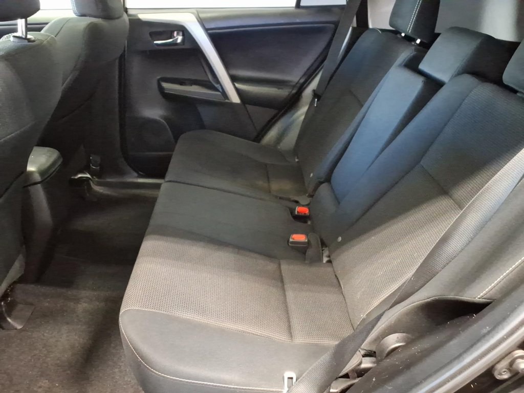 2016 Toyota Rav4 Image 19