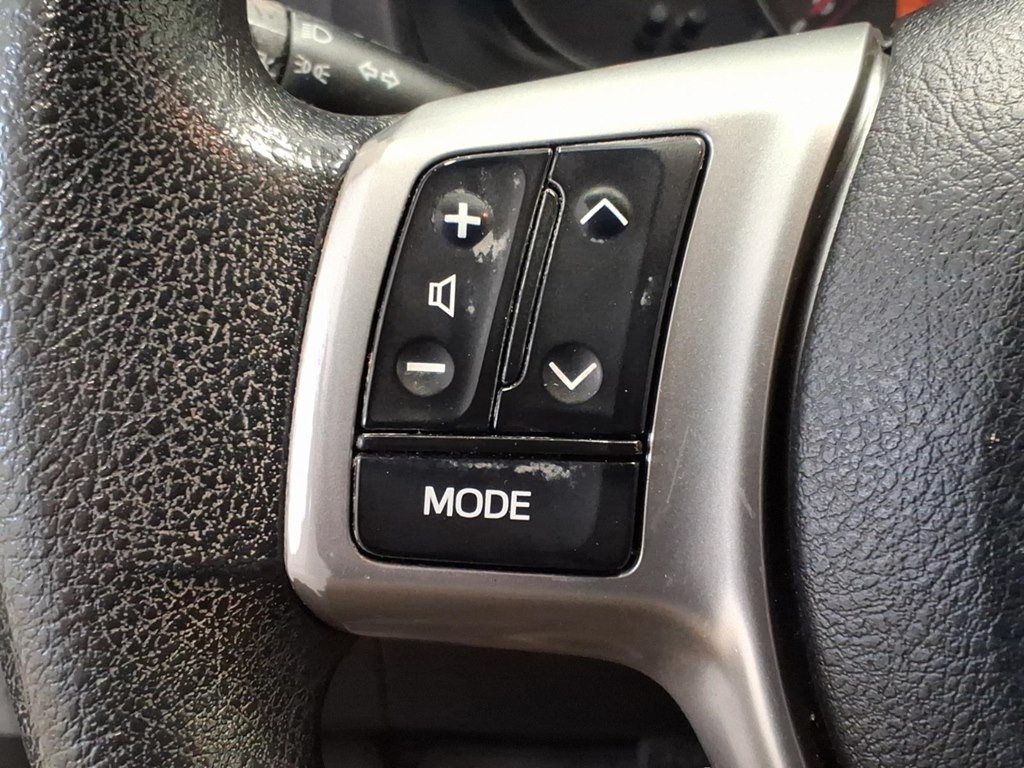 2014 Toyota Yaris Image 10