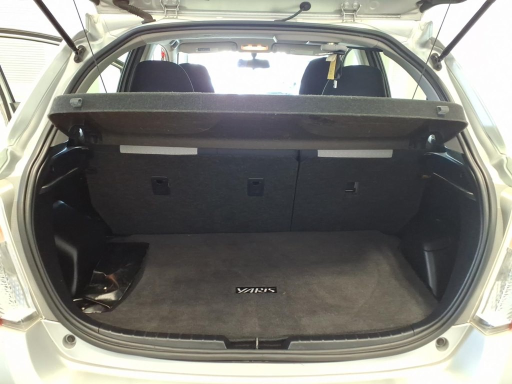 2014 Toyota Yaris Image 20